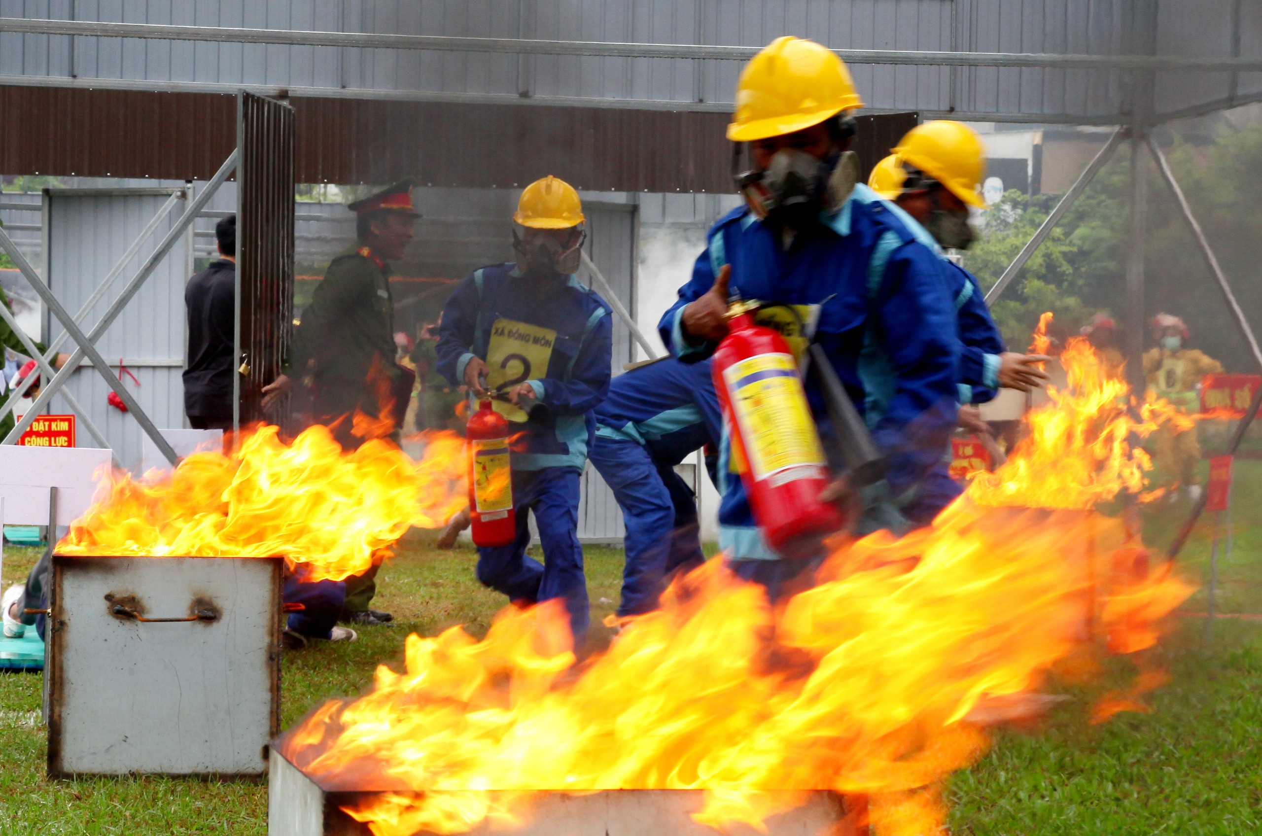 Thành phố Hà Tĩnh tổ chức Hội thi nghiệp vụ chữa cháy và cứu nạn, cứu hộ “Tổ liên gia an toàn phòng cháy, chữa cháy (PCCC)” năm 2024 